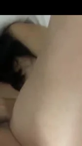 喜欢吃肉棒风骚老A8，吃完直接无套满足她，纯纯母狗